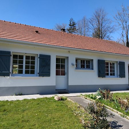 Gite De La Souche Avec Jacuzzi Doudeauville Exterior photo